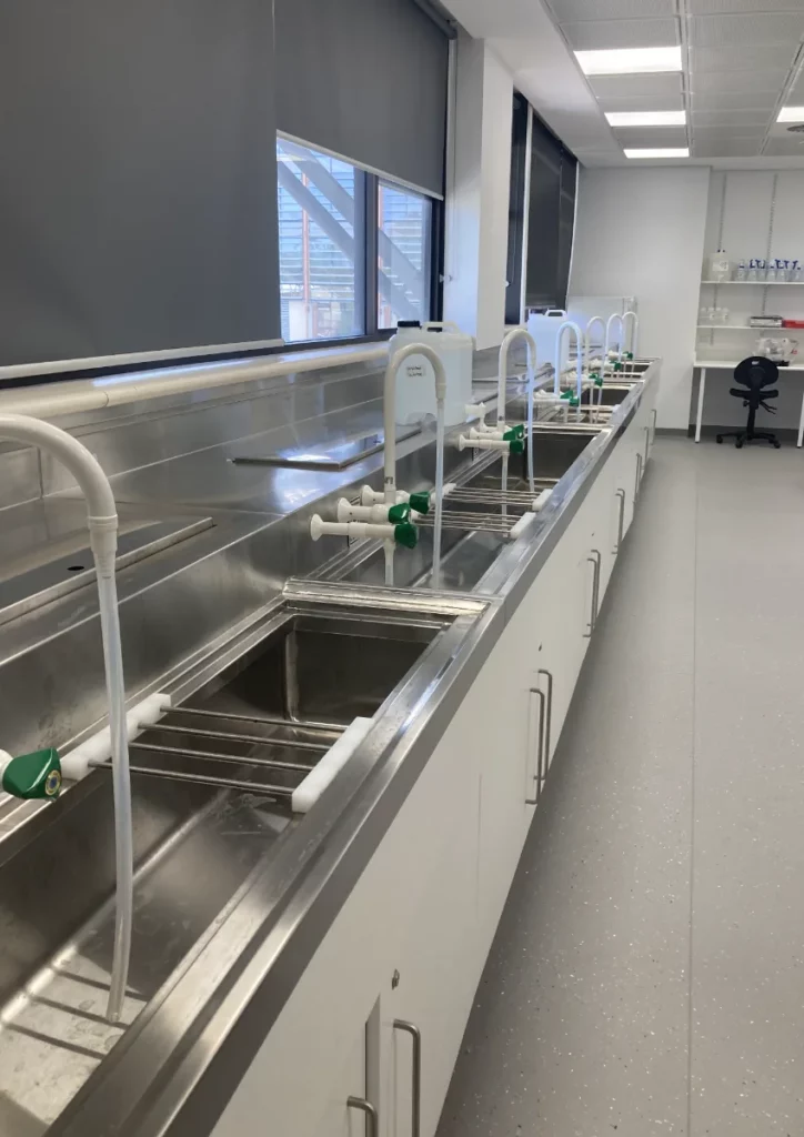 custom laboratory fit out